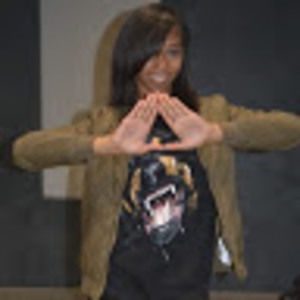 Meet your Posher, Crystal